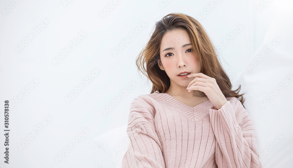 Portrait of young beautiful makeup asian woman relax pink face. Smile happy asian beauty teenage girl on winter background banner. Makeup Japanese Chinese lifestyle facial treatment glow skin banner Portrait of young beautiful makeup asian woman relax pink face. Smile happy asian beauty teenage girl on winter background banner. Makeup Japanese Chinese lifestyle facial treatment glow skin banner