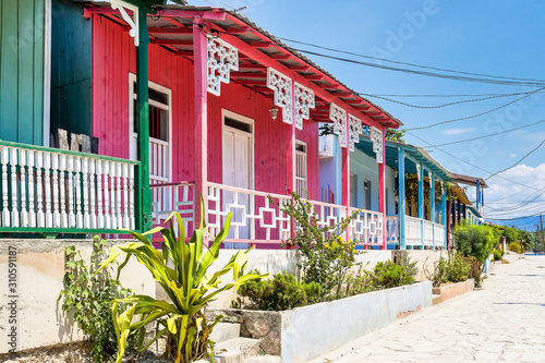 Принти на полотні Cayo Granma in the bay of Santiago de Cuba