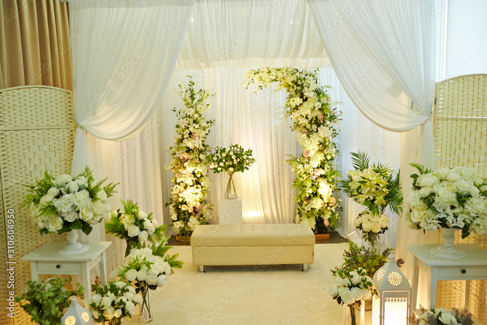 Flower decoration for wedding party 