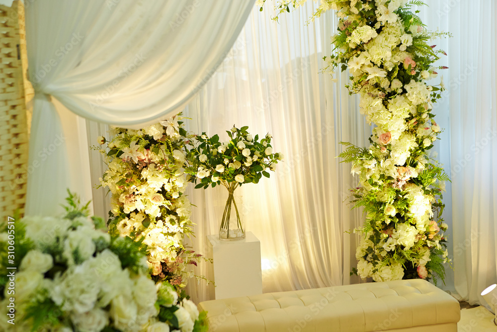 Flower decoration for wedding party 