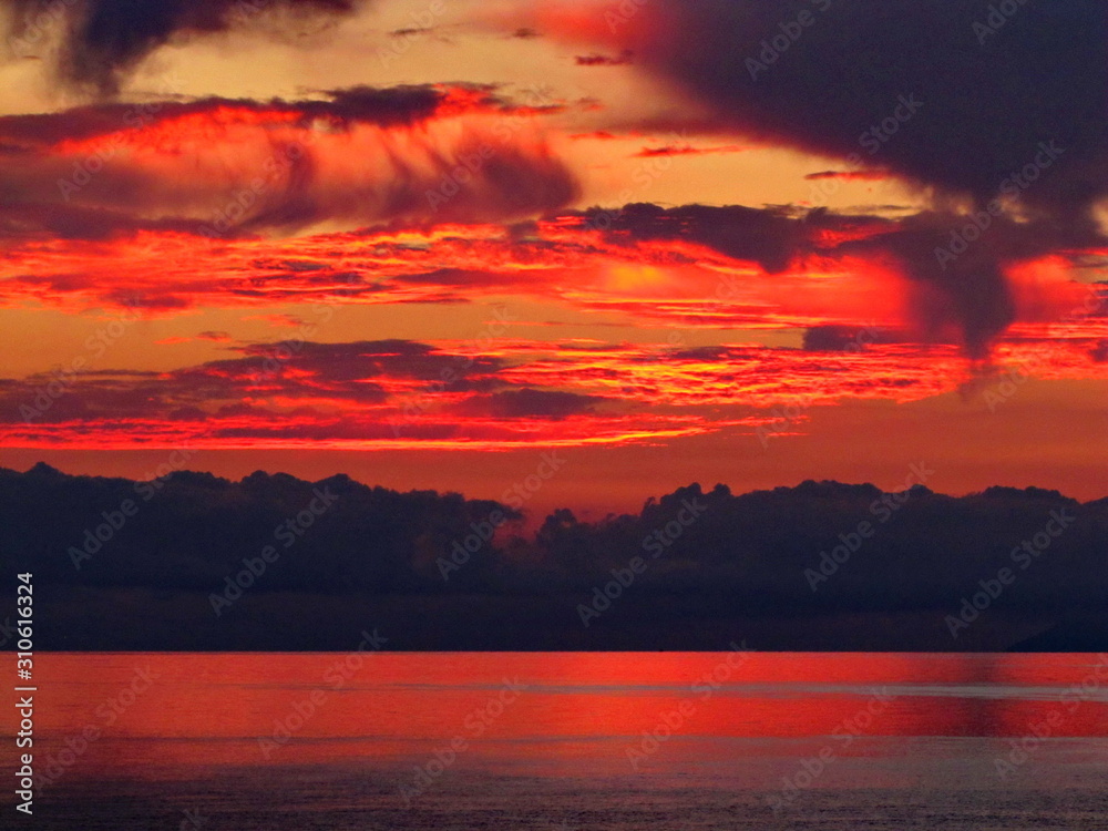 Fototapeta premium Eolian Sunset 