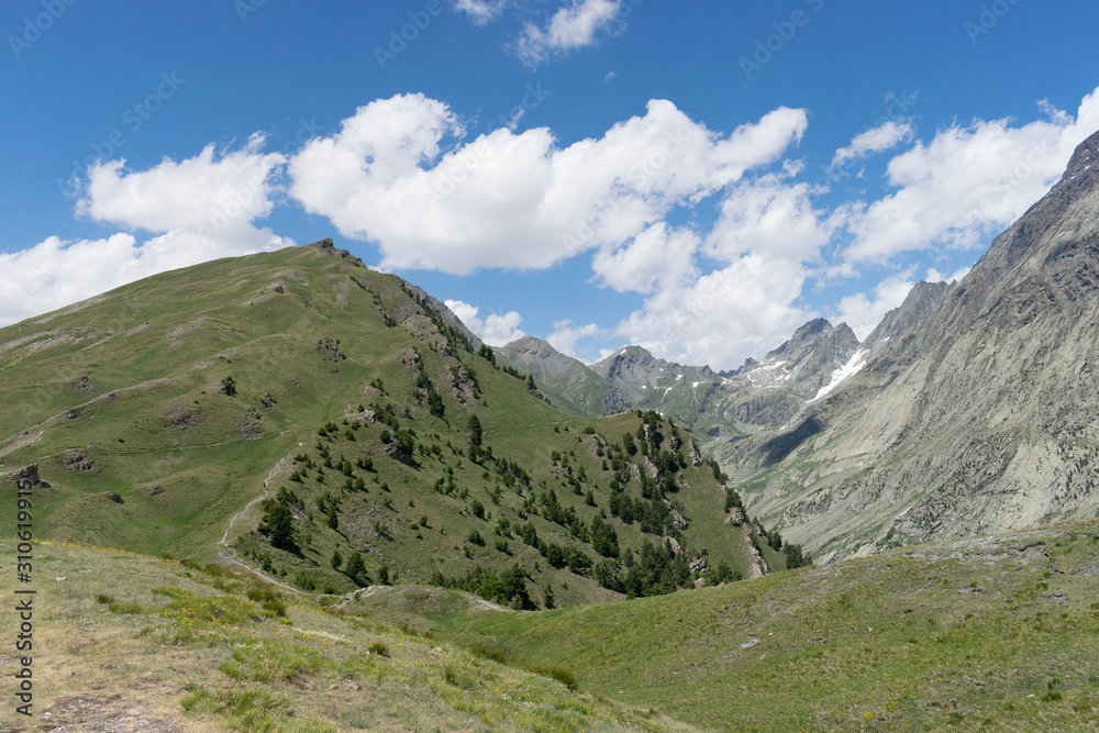 Panorama with mountains and blue sky - Cloudy sky over Italian mountain