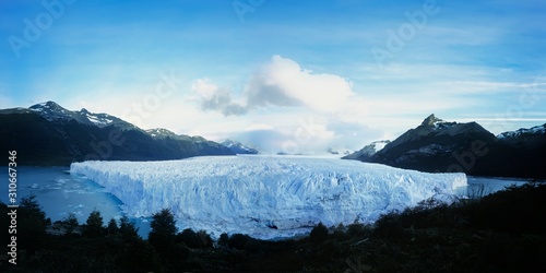 Glacier in Lake
