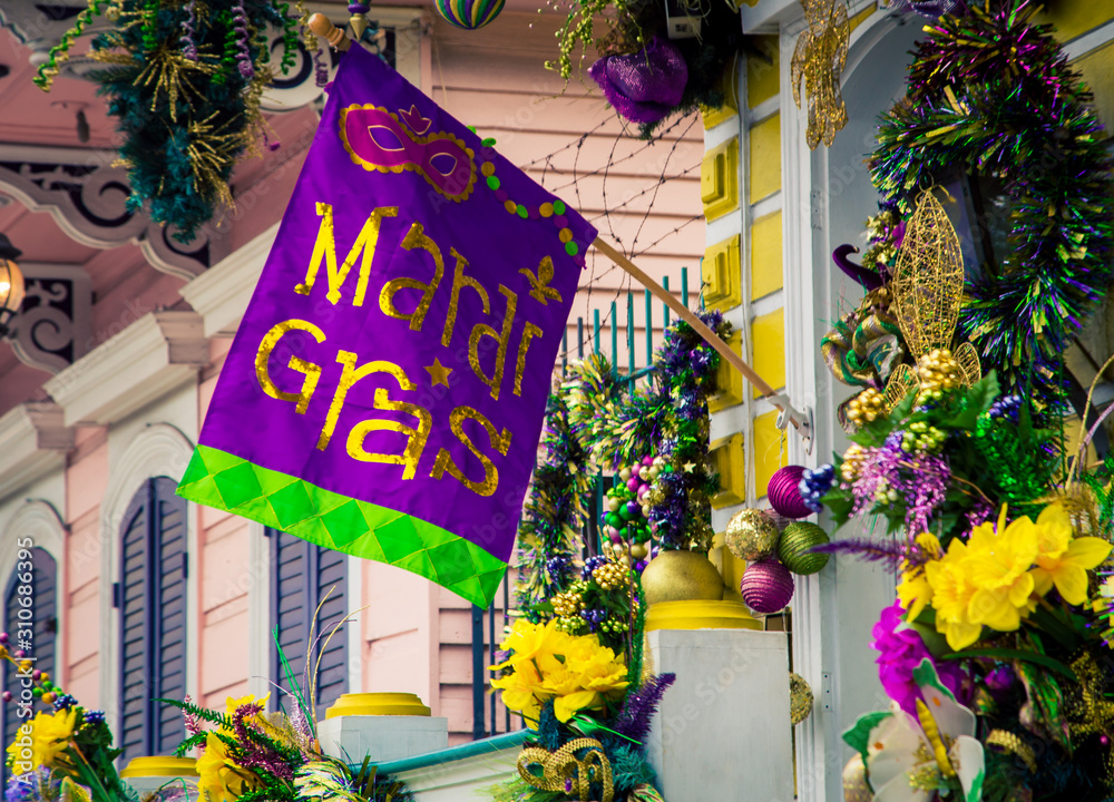 Mardi gras decorations in New Orleans - obrazy, fototapety, plakaty 