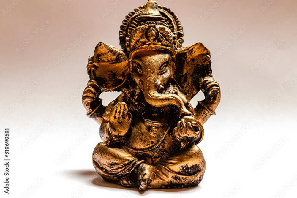 miniatura da Ganesha simbolo deusa do hinduismo Stock Photo | Adobe Stock