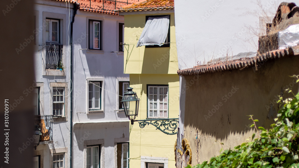 Arquitectura colorida en la capital de Portugal, Lisboa