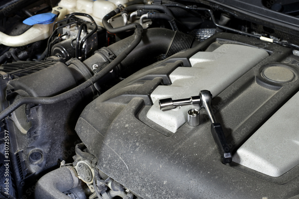 Repair and maintenance of automotive engine Repair and maintenance of automotive engine