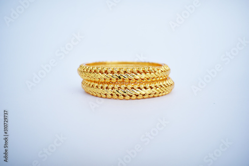 isolated, Indian jewelry, gold, jewelry, bracelet, necklace, fashion, pearl, jewel, accessory, luxury, decoration, jewellery, gift, chain, object, beauty, golden, metal, gem, beautiful, shiny, preciou