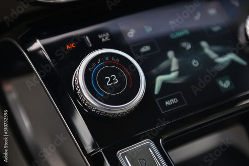 Temperature button and climate control in a car. © vpilkauskas