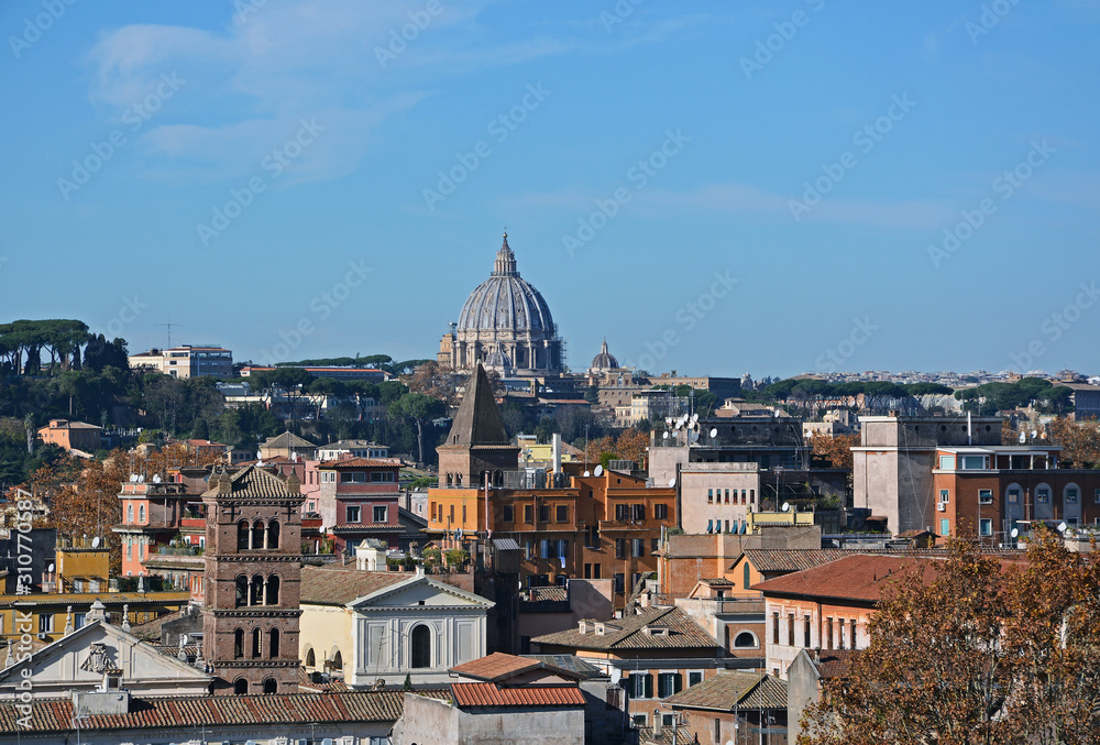 Blick über Trastevere zum Petersdom, Rom