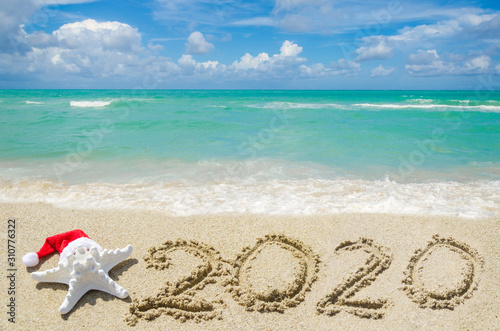 2020 year beach background