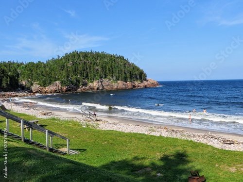 Foto The beautiful and rugged coast and beaches of Cape Breton Island facing the Atla