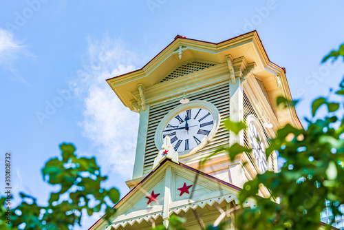 北海道の夏 札幌市時計台(旧札幌農学校演武場)