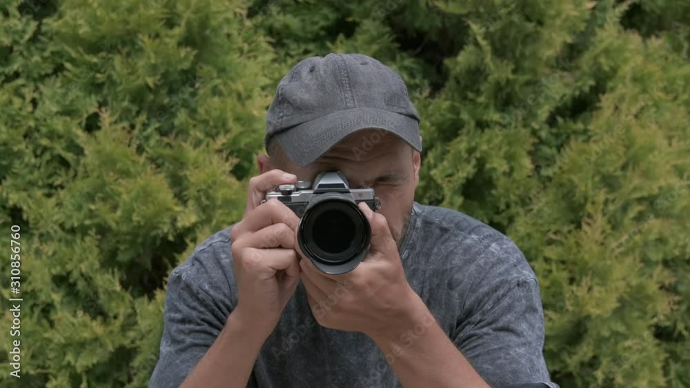 Close-up photographer.