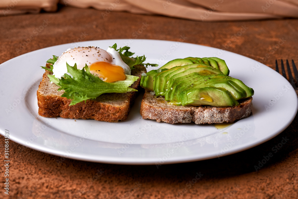 toasta with avocado and egg