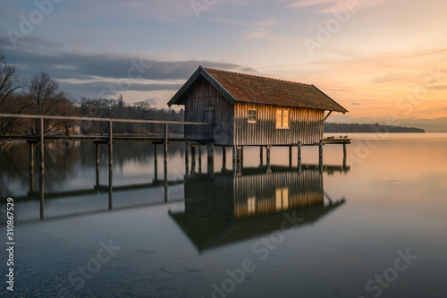 Ammersee kleines Bootshaus © Marco Kusch