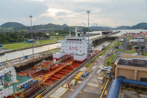 Wallpaper Mural Ship in Panama Canal Torontodigital.ca