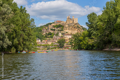 kayaking on the Dordogne