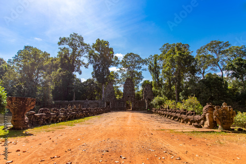 Walkway into Preah Kahn