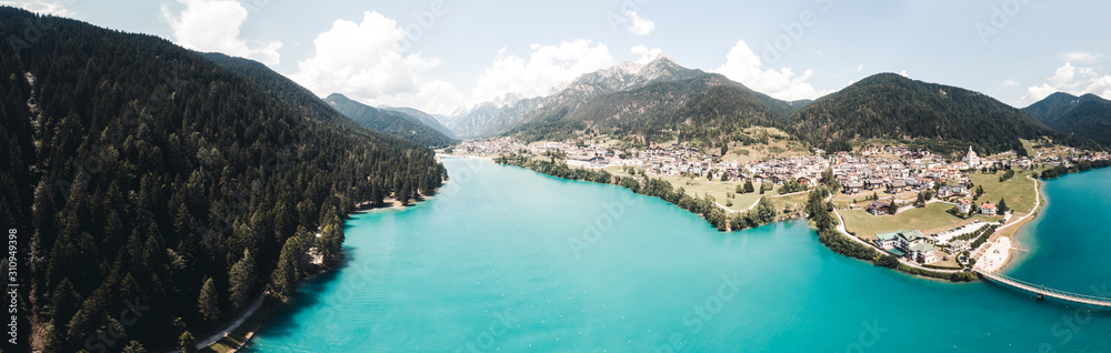 Horizontal panorama of lago di santa caterina (Auronzosee) in Auronzo di Cadore Provinz