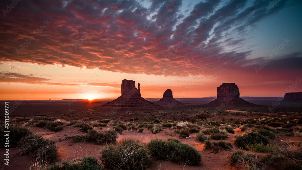 Sunrise at Monument Valley National Park