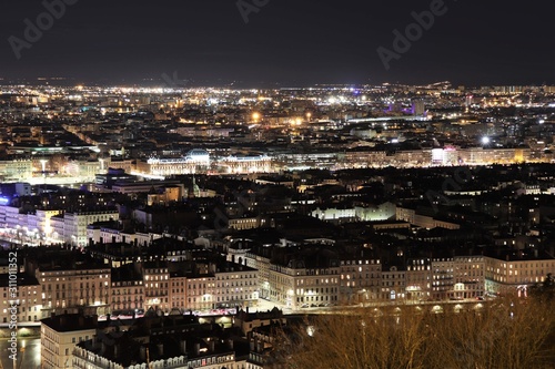 Wallpaper Mural Lyon la nuit vue depuis la colline de Fourvière - Ville de Lyon - Département du Rhône - France Torontodigital.ca