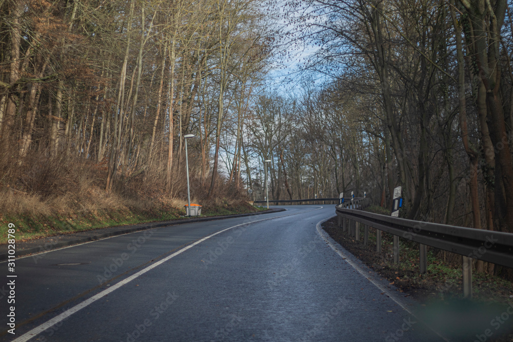 Fototapeta premium Herbstliche Straße
