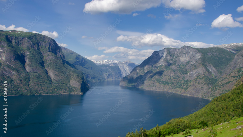Joli fjord en Norvège dans la région de Flam