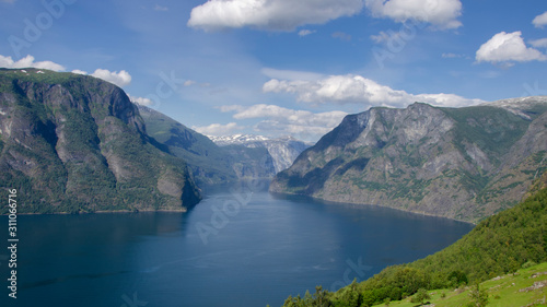 Joli fjord en Norvège dans la région de Flam