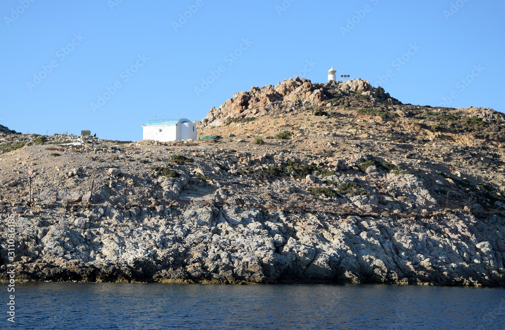 Kapelle und Leuchtturm bei Kalymnos