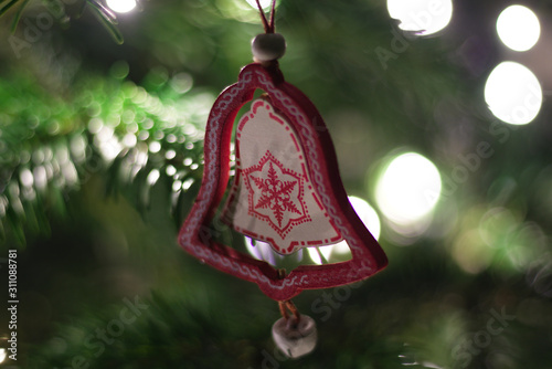 ozdoba choinkowa w kształcie dzwonka, Boże Narodzenie