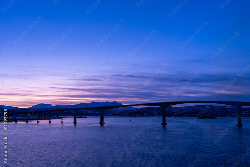Obraz premium pier at sunset