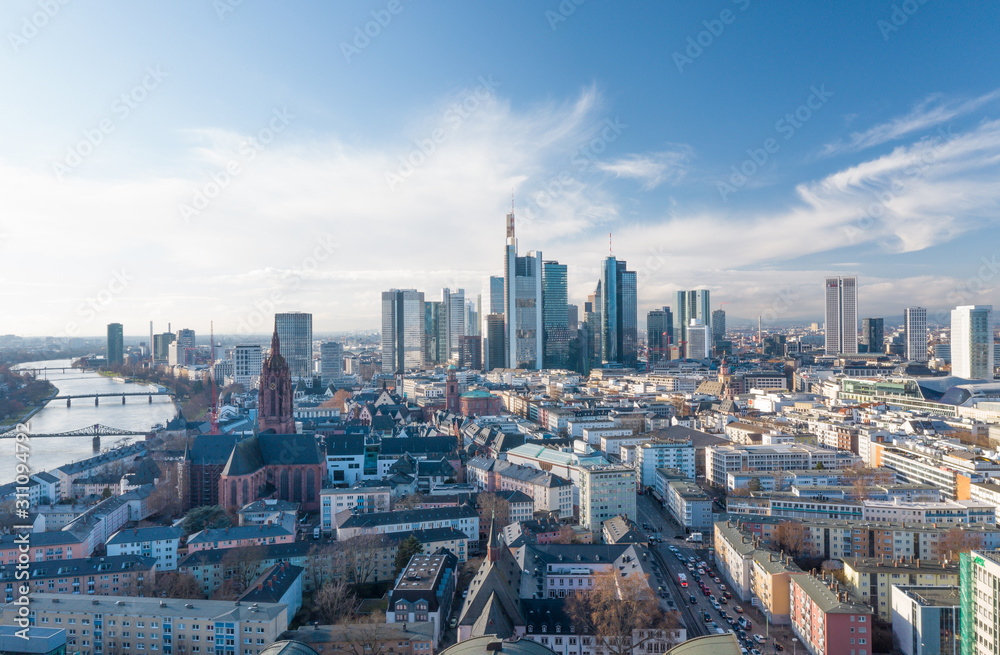 Frankfurt Skyline am Tag