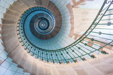 Fotobehang Trappen Hoge vuurtorentrap in Bretagne  © Willy Mobilo