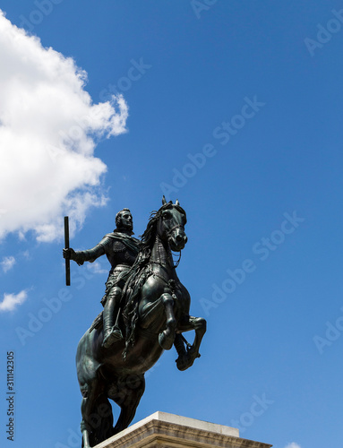 the sculpture in the square madrid spain