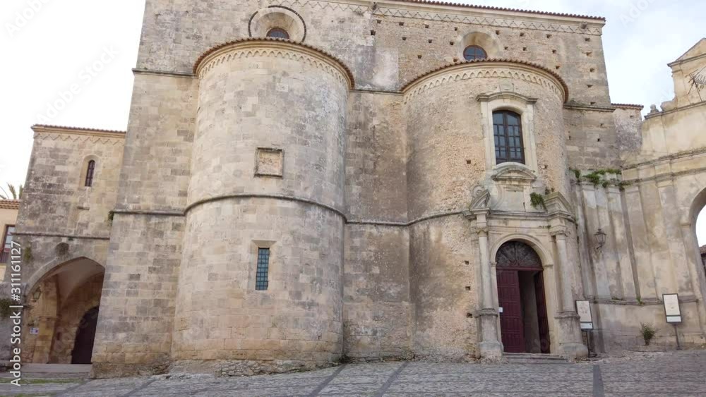 Basilica Concattedrale di Santa Maria Assunta a Gerace in Calabria Basilica Concattedrale di Santa Maria Assunta a Gerace in Calabria