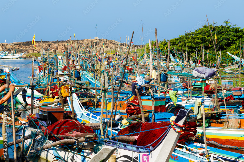 Φωτογραφία an infinite number of boats in the river channel at fish market in Galle, Sri Lanka
