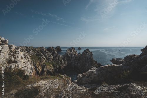 Rocks going to the ocean © razvanli