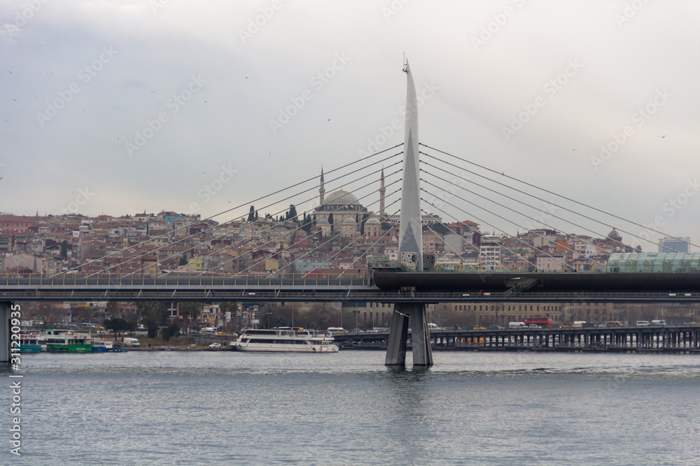 Obraz premium Istanbul bridge