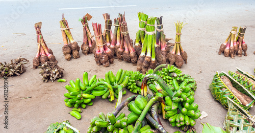 Fotografie Green bananas in the local market, Tanna Island, Vanuatu.