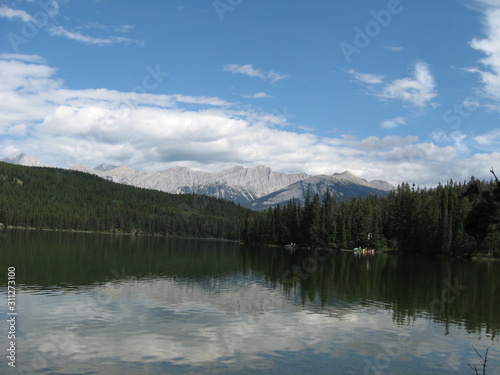 Fototapeta Naklejka Na Ścianę i Meble -  Summer On The Lake, Jasper National Park, Alberta