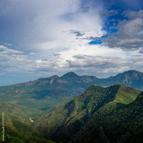 Knuckles Mountain Range