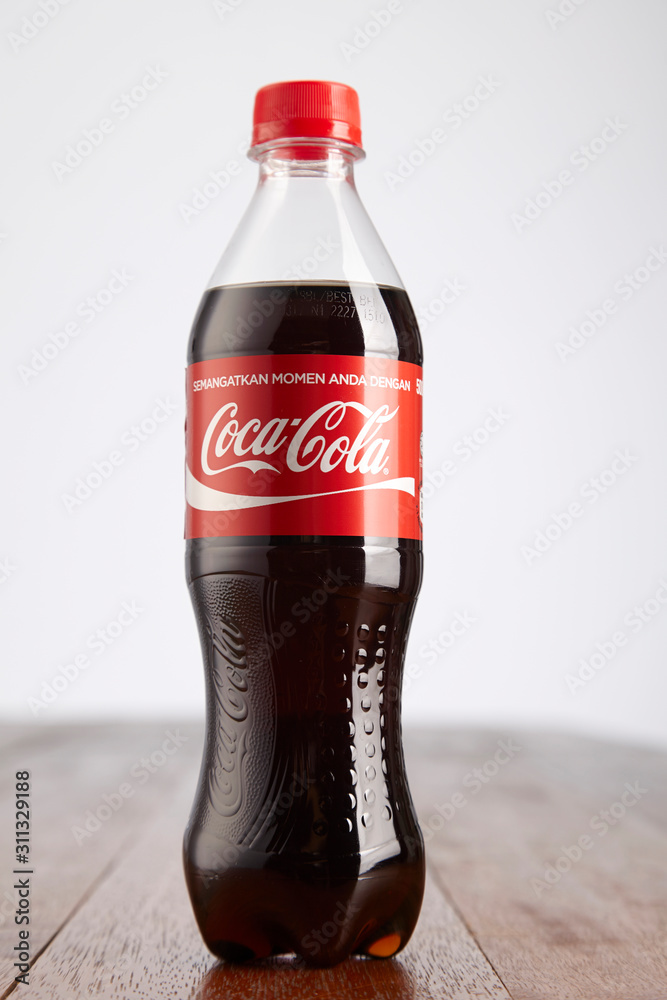 Fotografia do Stock: coca cola | Adobe Stock