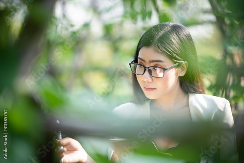 Asian beautiful business gi...