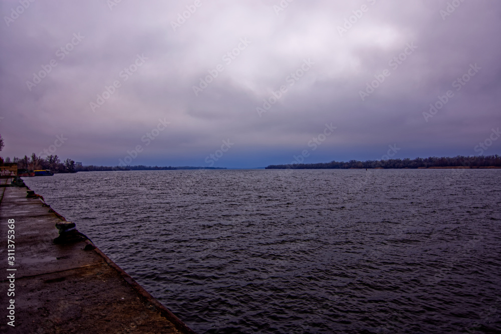 Beginning of a hurricane on the Dnieper River.