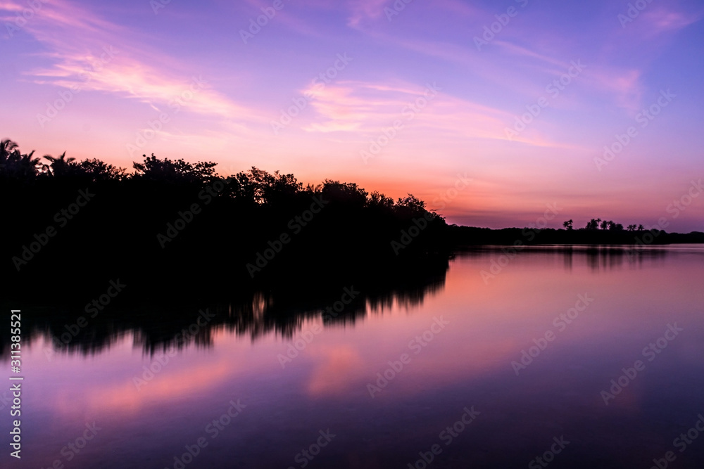 Naklejka premium Beautiful Sunrise from Maldive Funadhoo Island