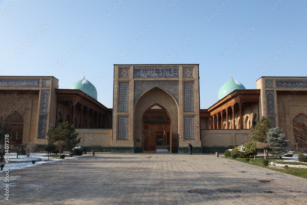 Fototapeta premium Uzbekistan, Tashkent, Barakhan Madrasah Tashkent
