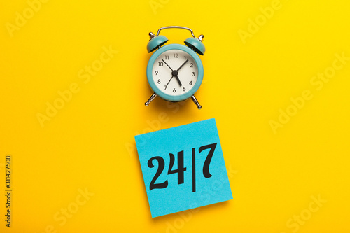 Obraz na plátně Service 24/7 concept. Online assistance and available.