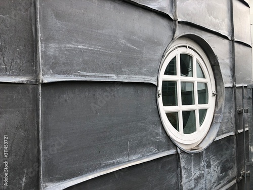 Wallpaper Mural Round Window  Torontodigital.ca