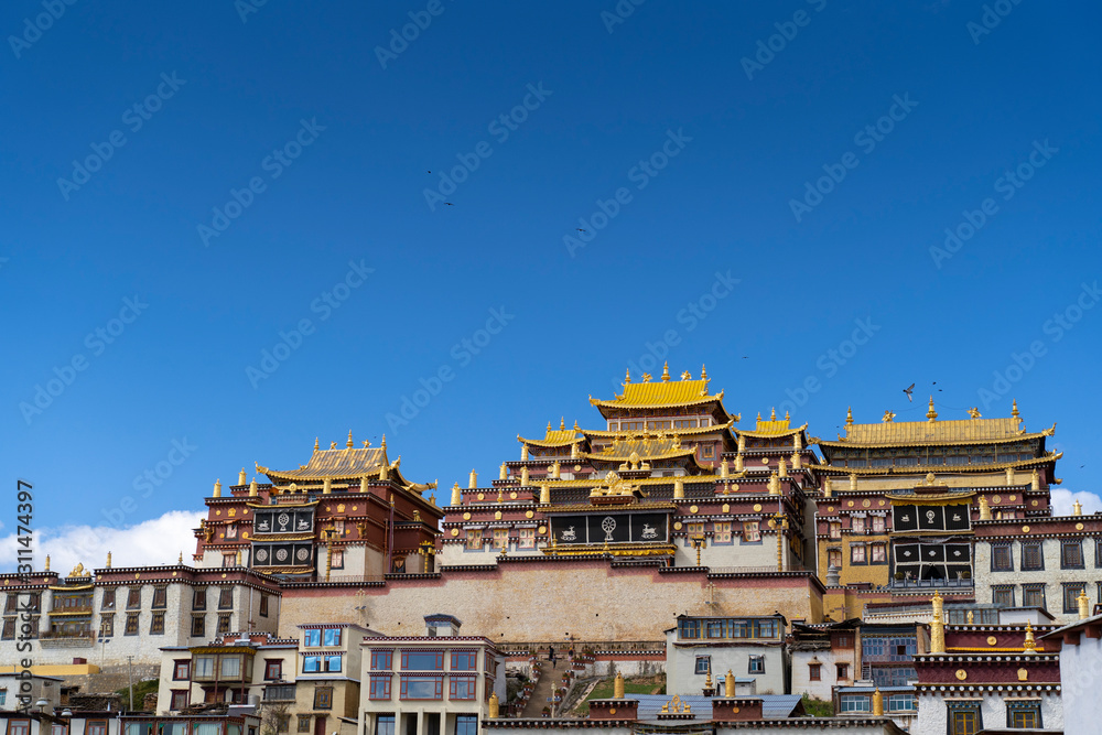 Langscape of Songzanlin Temple also known as the Ganden Sumtseling Monastery. Shangri la, Yunnan province China